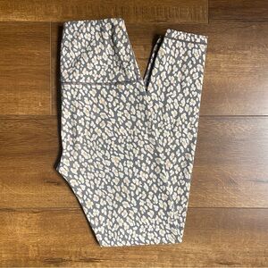 Varley Gray and Cream Patterned Leggings